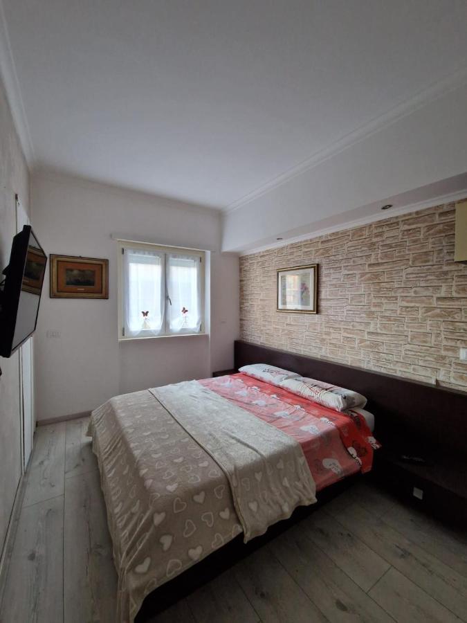 Casa Altomare Apartment Ladispoli Bagian luar foto